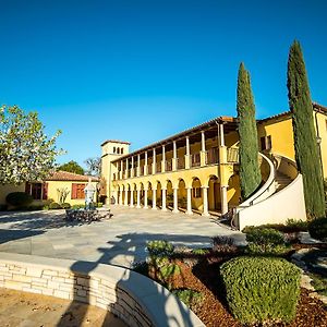 Calipaso Winery & Villa Пасо Роблс Exterior photo