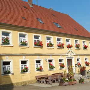 Отель Gasthof Goldenes Roessle Динкельсбюль Exterior photo