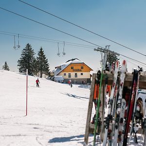 Hotel House Rozka, Ski-In Ski-Out Krvavec Церклье-на-Гореньскем Exterior photo