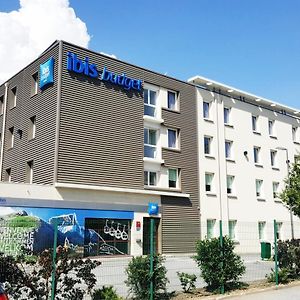 Отель Ibis Budget Grenoble Sud Сесен Exterior photo