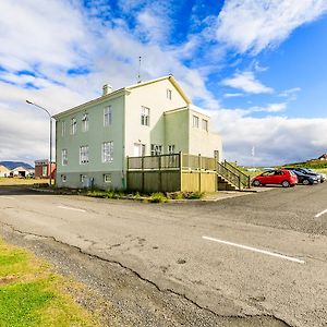 Riverside Hostel Блёндюоус Exterior photo