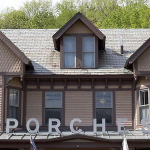 The Porches Inn At Mass Moca Север-Адамс Exterior photo