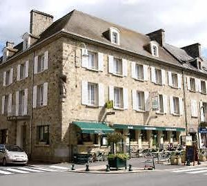Logis -Hotel & Restaurant De La Place Оне-сюр-Одон Exterior photo