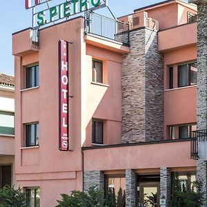 Hotel San Pietro Виллафранка-ди-Верона Exterior photo