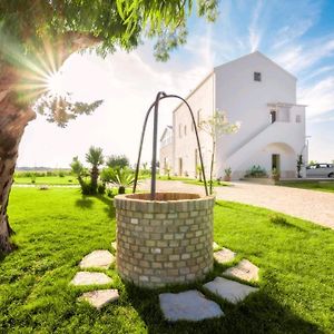 Вилла Agriturismo Masseria Cannella Лезина Exterior photo