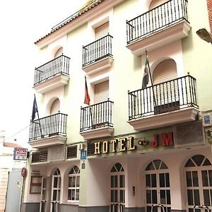 Hotel El Emigrante Вильянуэва-де-ла-Серена Exterior photo
