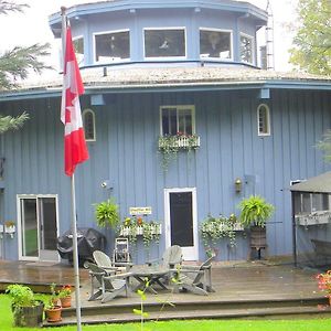 Bed and Breakfast Stouffermill Bed & Breakfast Algonquin Highlands Exterior photo