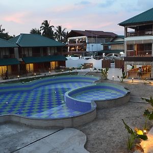 Holiday Inn Beach Resort Остров Нейл Exterior photo