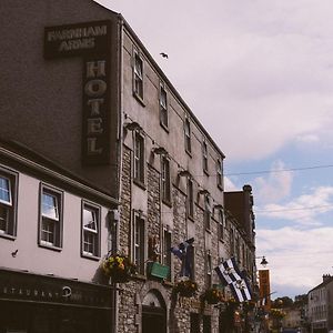 The Farnham Arms Hotel Каван Exterior photo