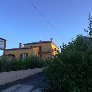 Bed and Breakfast Lacus Pensilis Castel Lagopesole Exterior photo