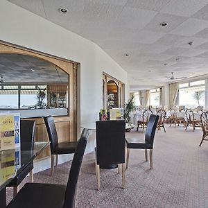 The Samares Coast Hotel & Apartments Ст. Хейлир Джерси Restaurant photo