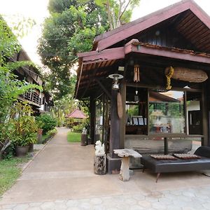 Villa Lao Вьентьян Exterior photo