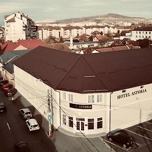 Hotel Astoria Хунедоара Exterior photo