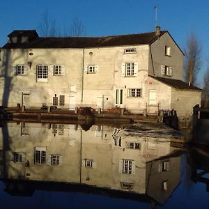 Bed and Breakfast Moulin2Roues Artannes-sur-Thouet Exterior photo