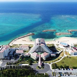 Sheraton Okinawa Sunmarina Resort Онна Exterior photo