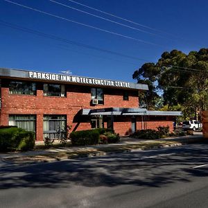 Parkside Inn Motel Мельбурн Exterior photo