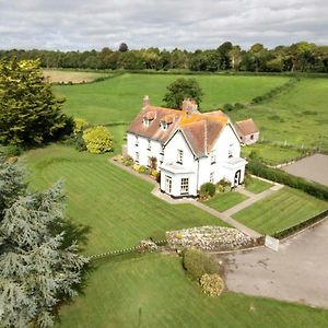 Bed and Breakfast Lower Bryanston Farm Бландфорд-Форум Exterior photo