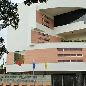 Hotel Grand Bee Бангалор Exterior photo