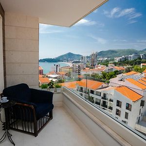 Apartment With Sea View Рафаиловичи Exterior photo