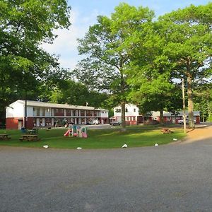 Red Ranch Inn Катскилл Exterior photo