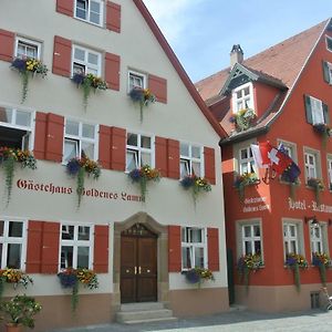 Hotel-Restaurant Goldenes Lamm Динкельсбюль Exterior photo