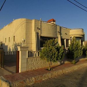 Petra Villa Вади Муса Exterior photo