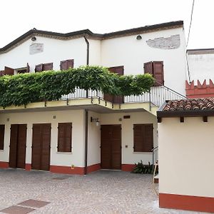 Отель A Casa Dei Gonzaga Мантуя Exterior photo
