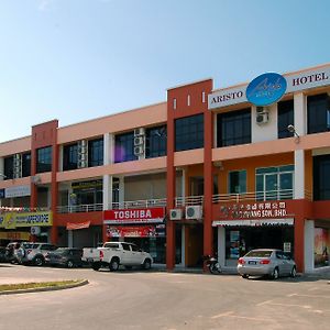 Aristo Hotel Putatan Кота-Кинабалу Exterior photo