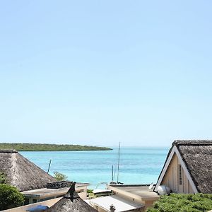 South Reef Luxury Apartments Пуэнт-д'Эсни Exterior photo