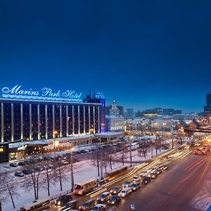 Маринс Парк Отель  Екатеринбург Exterior photo