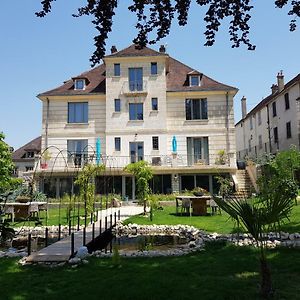 Bed and Breakfast Les Etoiles Тоннер Exterior photo