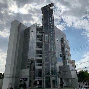 Verona Tower Hotel Дивинополис Exterior photo