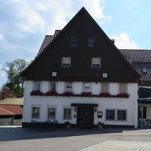 Отель Der Gasthof In Alfdorf Exterior photo