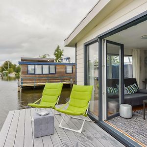 Апартаменты Bright And Comfortable Houseboat Алсмер Exterior photo