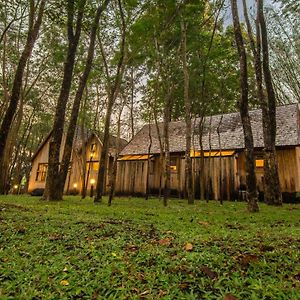 Teakwood Villa Канчанабури Exterior photo