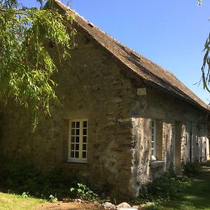 Bed and Breakfast La Chambree Des Colombes Sainte-Colombe-pres-Vernon Exterior photo