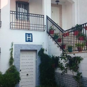 Отель Hostal Alameda Мерида Exterior photo