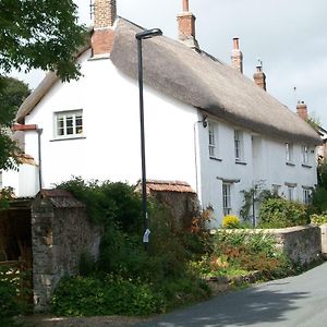 Middletown Farmhouse B&B Окхемптон Exterior photo