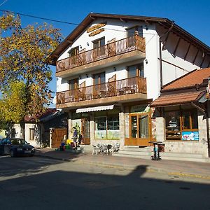 Guest House Legeto Самоков Exterior photo