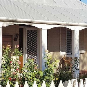 Tillbrook Cottage Перт Exterior photo