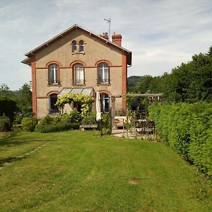 Bed and Breakfast La Maison Du Marchand Peyrat-le-Chateau Exterior photo