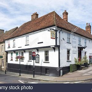 Bed and Breakfast The Chequers Ройстон Exterior photo