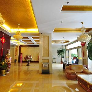 Baohai Mingzhu Hotel Куньмин Exterior photo