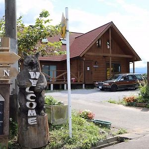 Bed and Breakfast Pension Kamifuji Osaki  Exterior photo