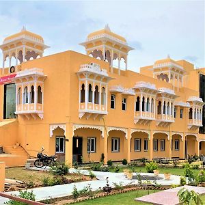 Krishna Resort Кумбхалгарх Exterior photo
