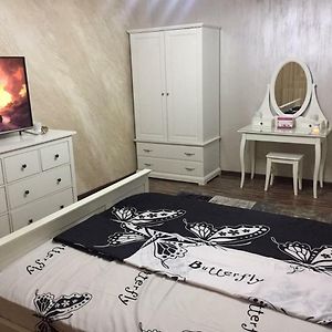 Feelinghome Aparment - 3 Bedrooms - Very Clean Бузэу Exterior photo