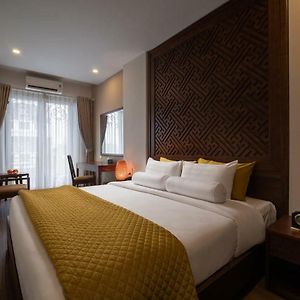 Hanoi Lakeside Premium Hotel & Travel Exterior photo