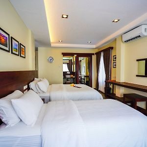 Retreat Siargao Resort Генерал-Луна Exterior photo