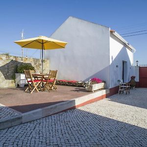 Вилла Casas Do Barrio Алкобаса Exterior photo