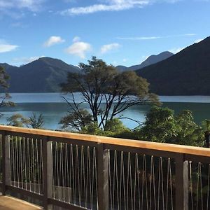 Marlborough Sounds Accommodation Хейвлок Exterior photo